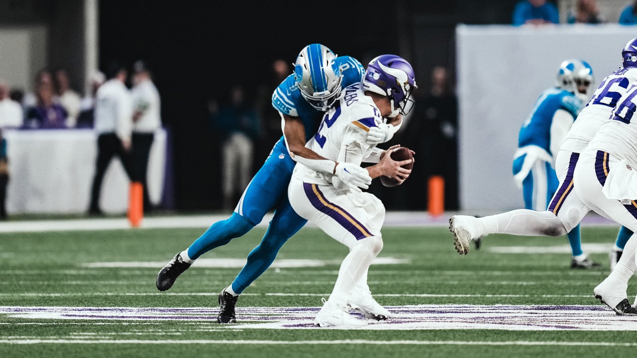 Detroit Lions S Ifeatu Melifonwu Named NFC Defensive Player Of The Week