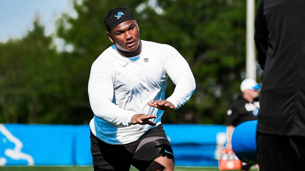 Rookie defensive linemen looking to show versatility