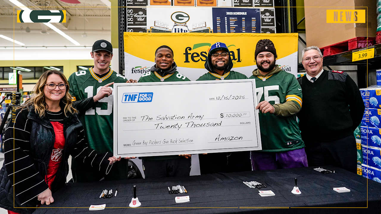 Packers players, alumni, fans raise more than $32,000 for Salvation Army this holiday season