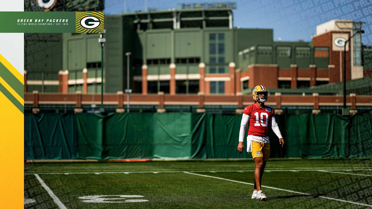 Back at practice for Packers, QB Jordan Love 