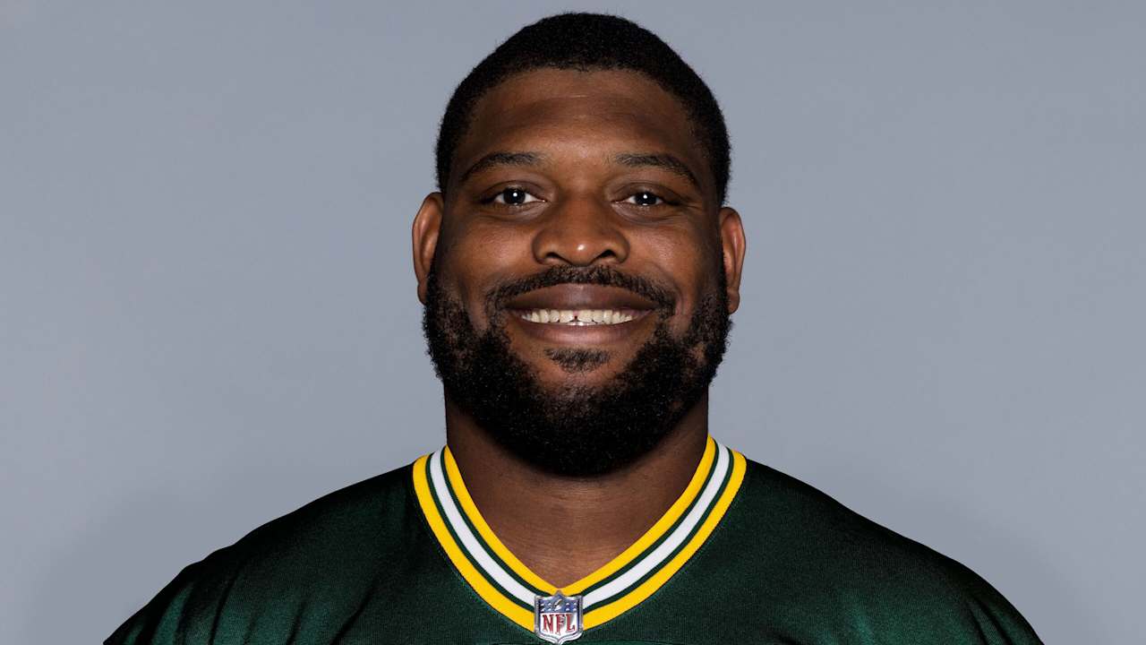 Laken Tomlinson