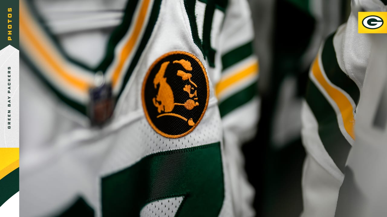 Photos Packers' seamstresses affix Madden patch ahead of Thanksgiving