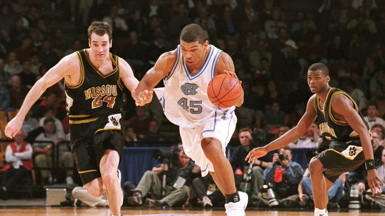 Julius Peppers' hoop dreams