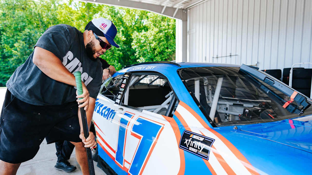 Panthers get first-hand look at what attention to detail and competitiveness bring to Hendrick Motorsports