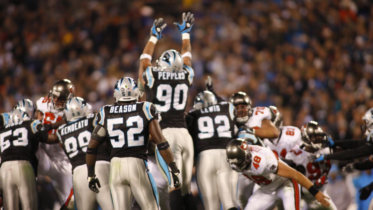 Julius Peppers' underrated skill: Blocking kicks