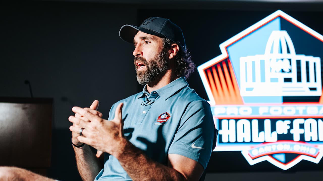 Jared Allen unveils his Pro Football Hall of Fame locker