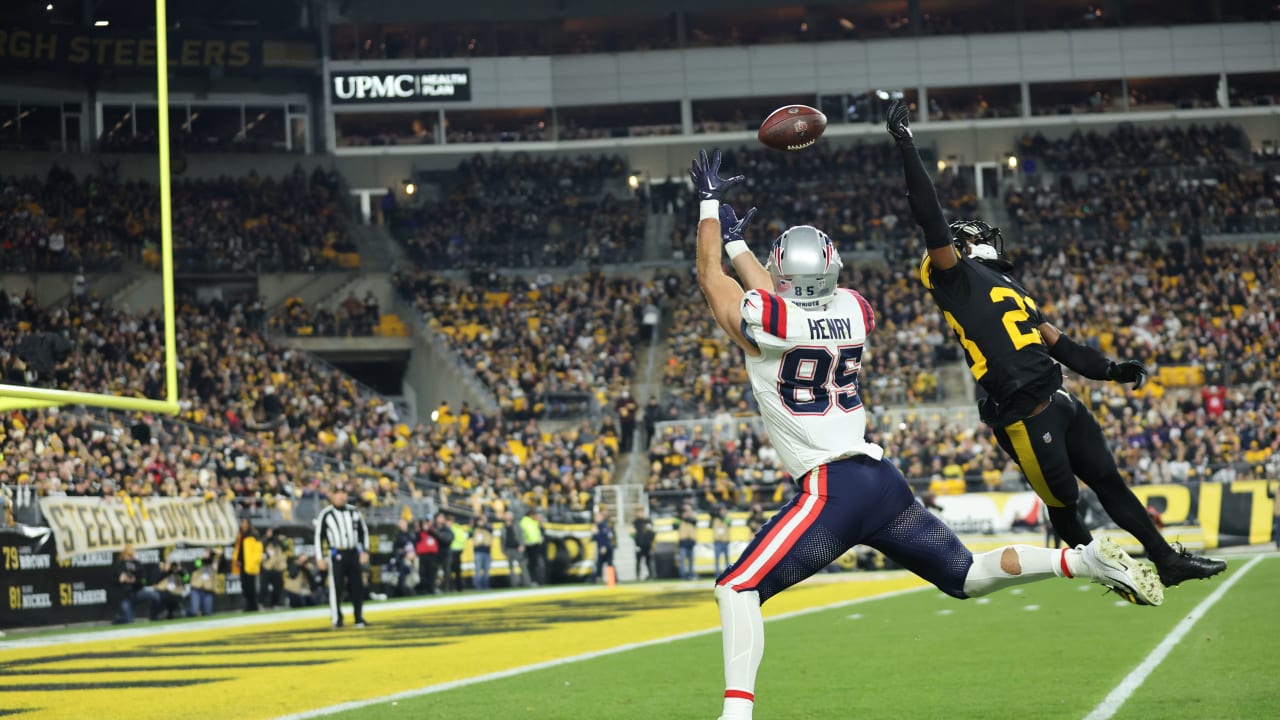 Photos Patriots vs. Steelers Week 14