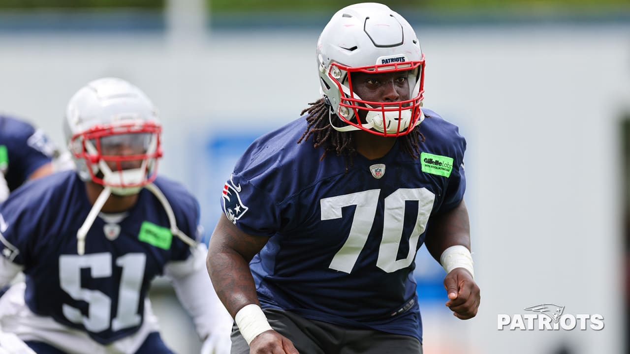 Analysis: Patriots Sign DT Jeremiah Pharms, Elevate OT Conor McDermott From the Practice Squad for Sunday's Game vs. Commanders