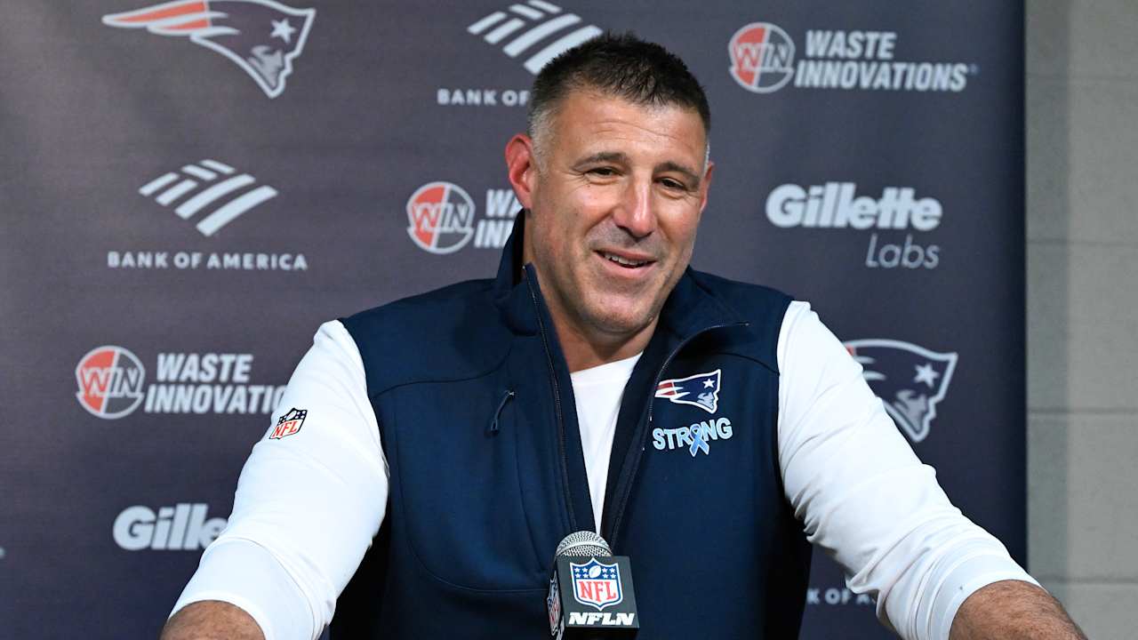 Head Coach Mike Vrabel 10/19: "I'm happy for these guys, they're figuring  out how to win"