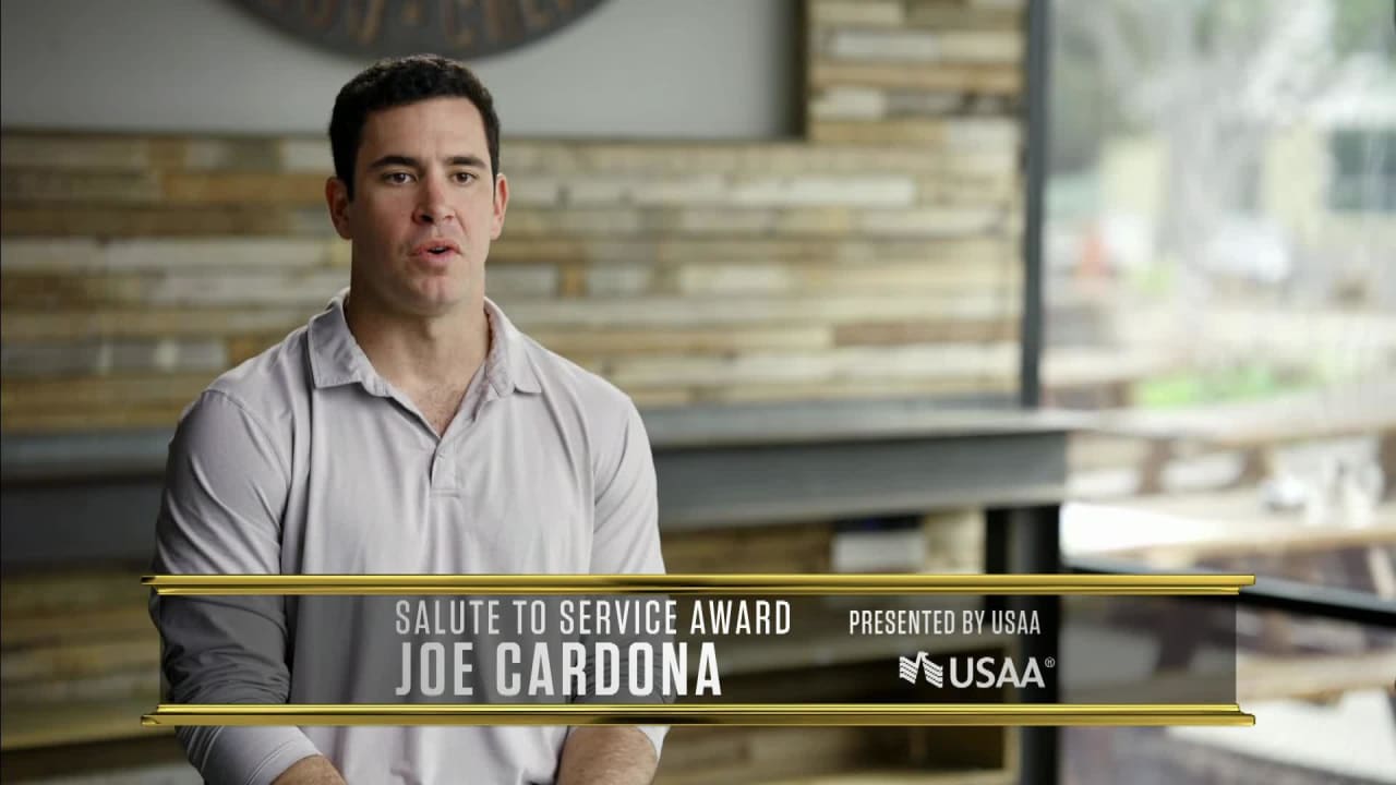 Joe Cardona wins Salute to Service Award