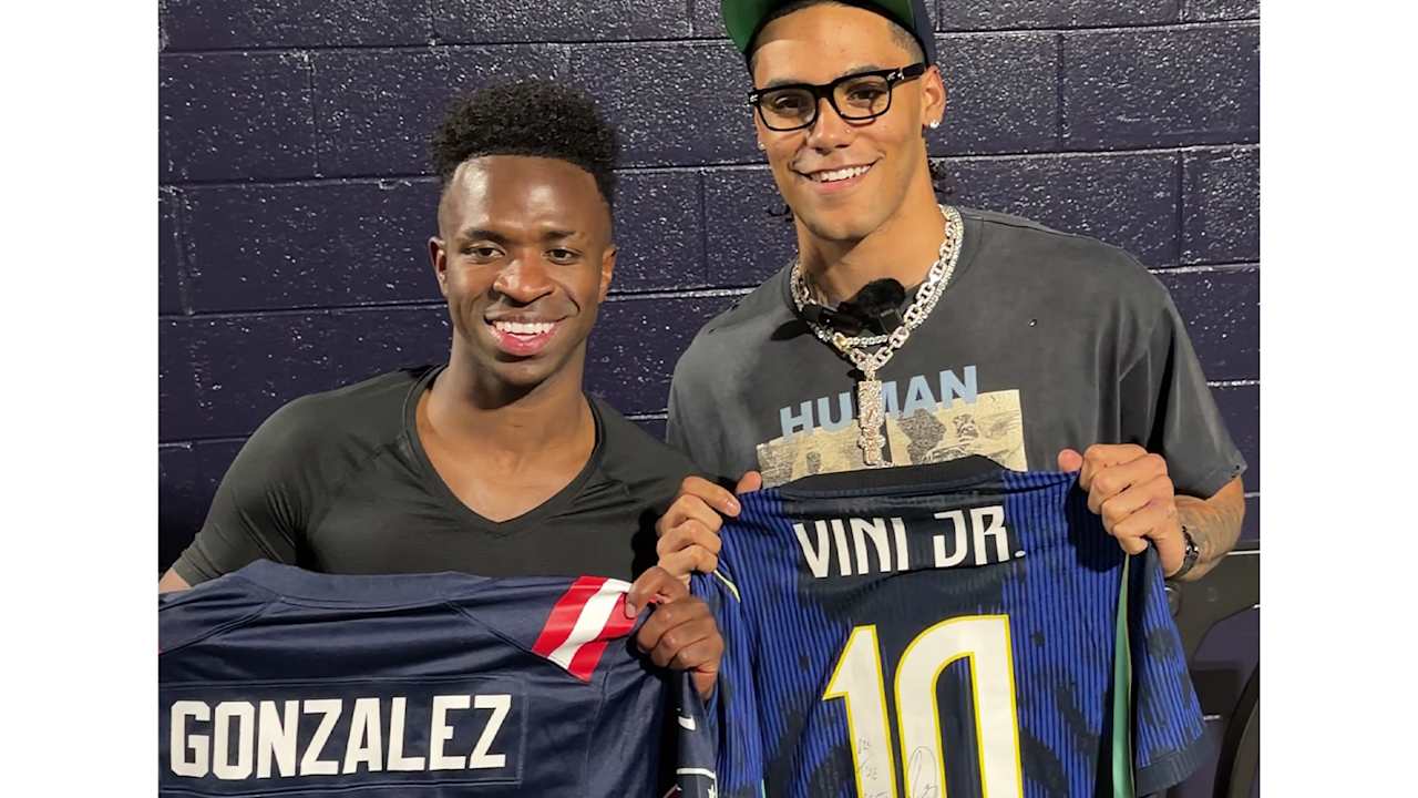 Christian Gonzalez Swaps Jerseys with Brazil's Vinícius Júnior