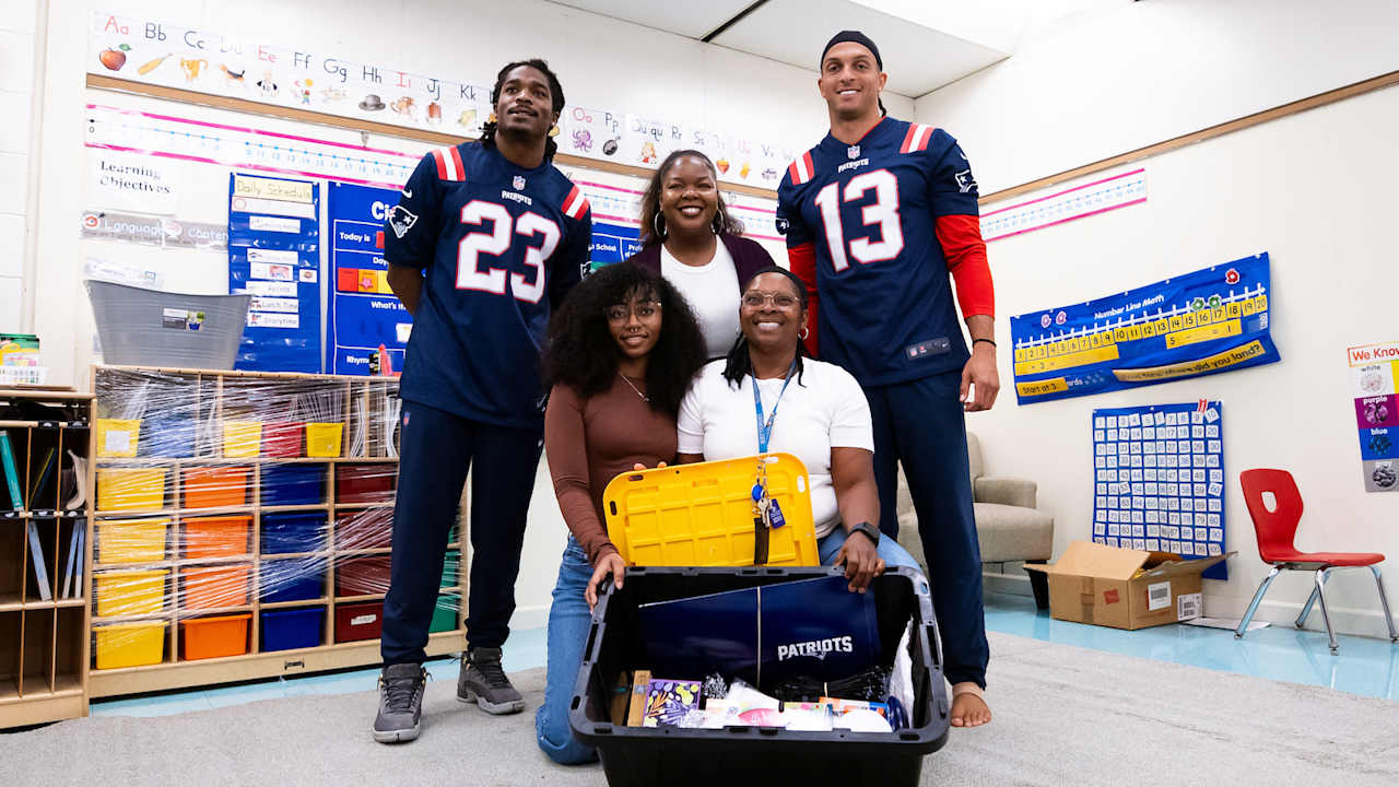 Mack Hollins, Kyle Dugger help Patriots celebrate staff responsible for turnaround of Mattahunt Elementary School in Boston