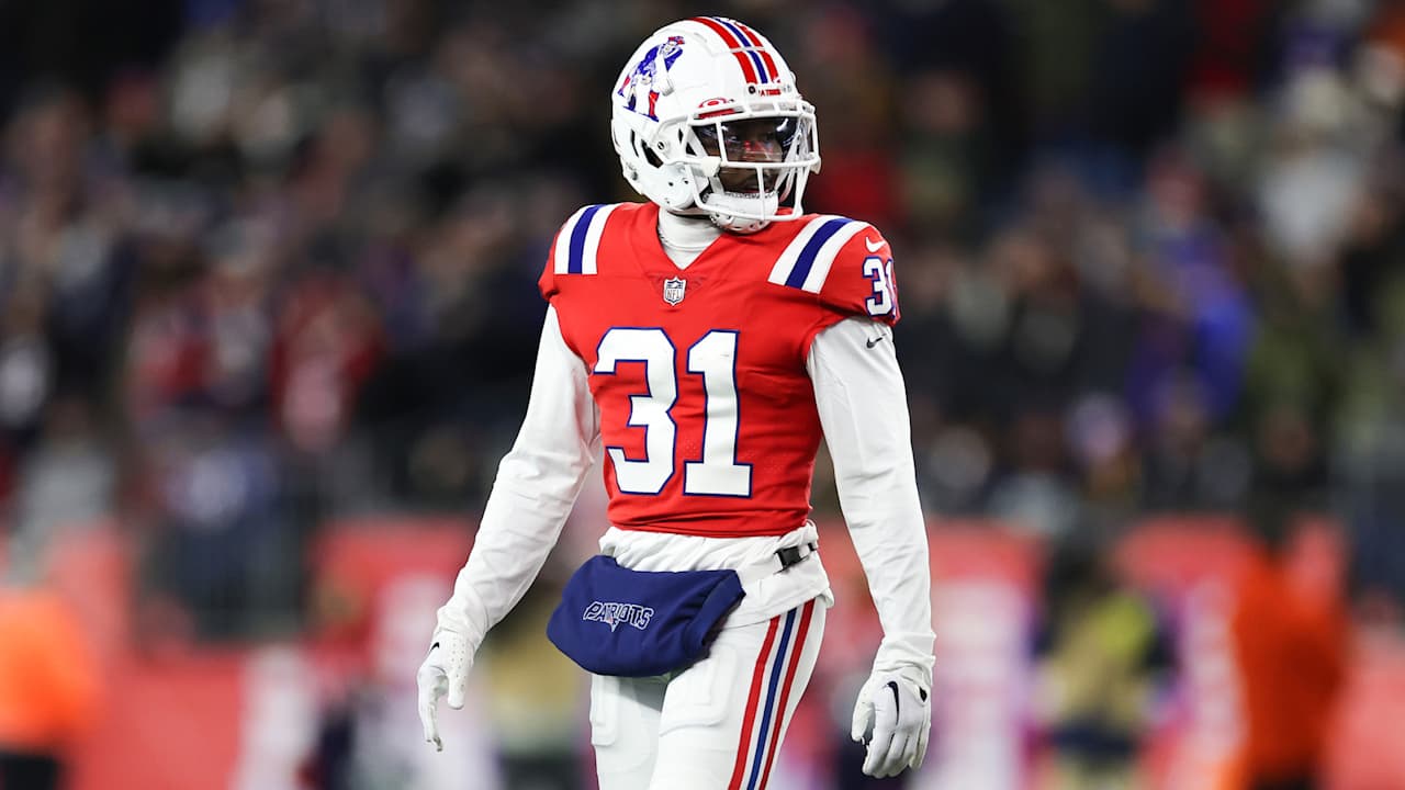 Patriots Notebook: Pats Saddle Up for Colts