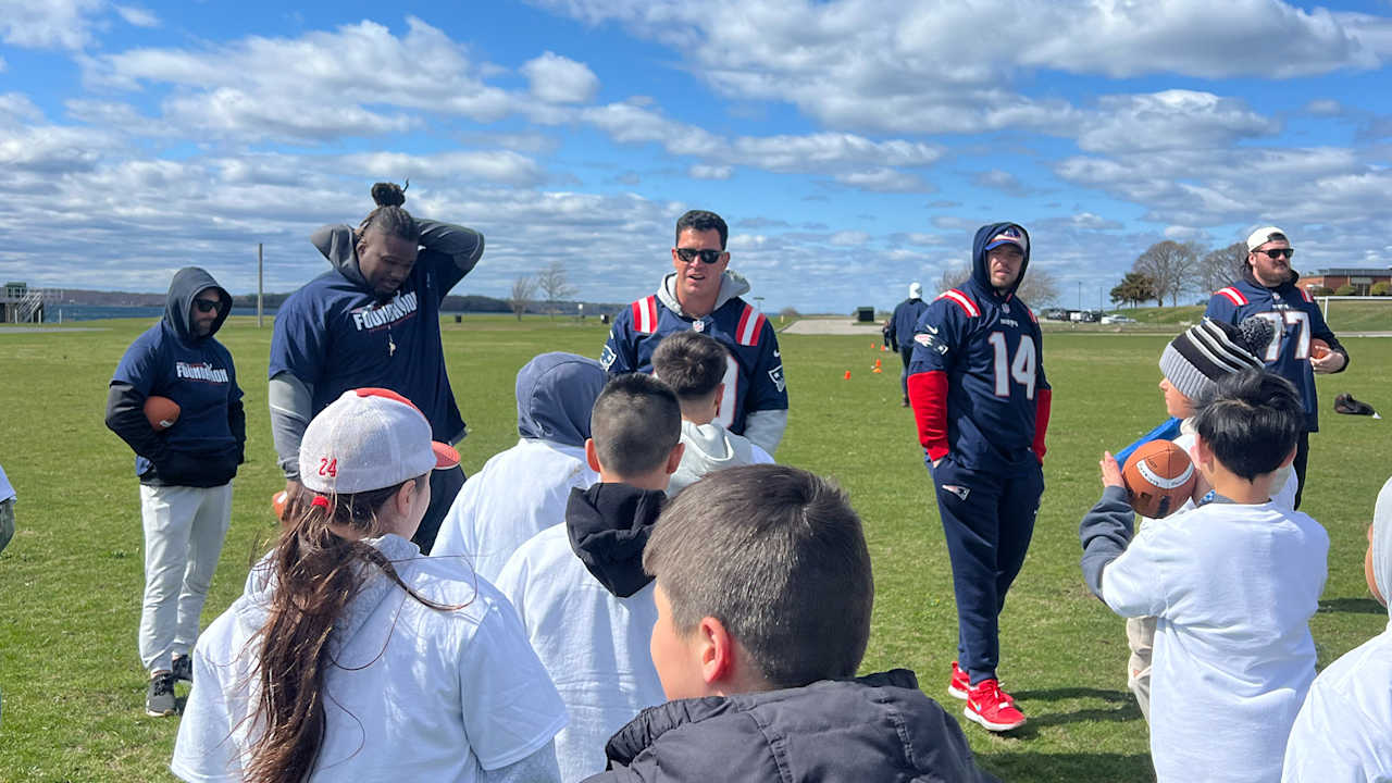 Joe Cardona's two worlds collide as Patriots teammates join him at Newport Naval Station for kids football clinic