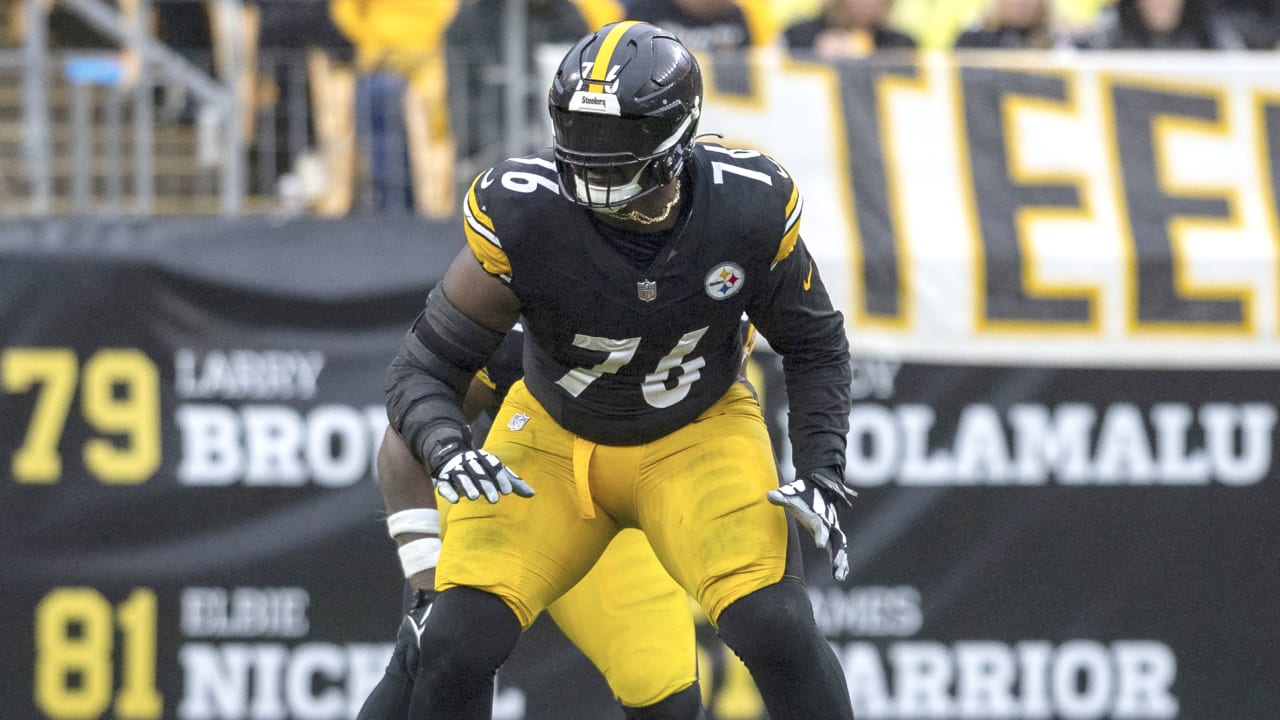 Report: Patriots Agree to Terms With Free Agent OT Chukwuma Okorafor