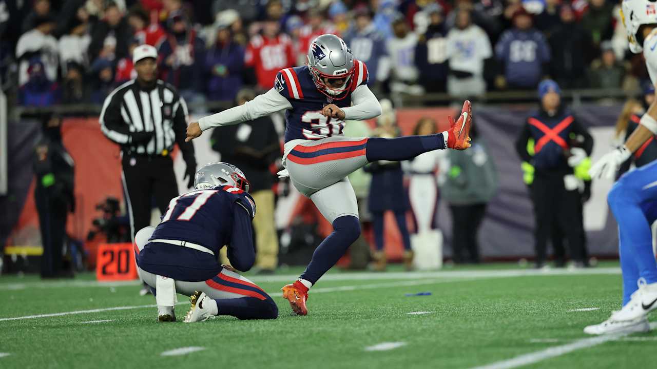 Image for Andy Borregales' -yard FG puts Patriots on the board vs. Chargers