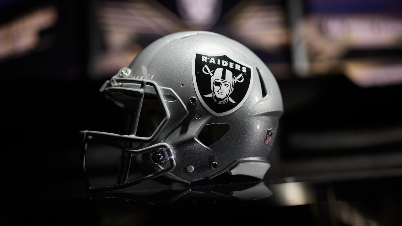 Raiders hold No. 13 pick in 2024 NFL Draft