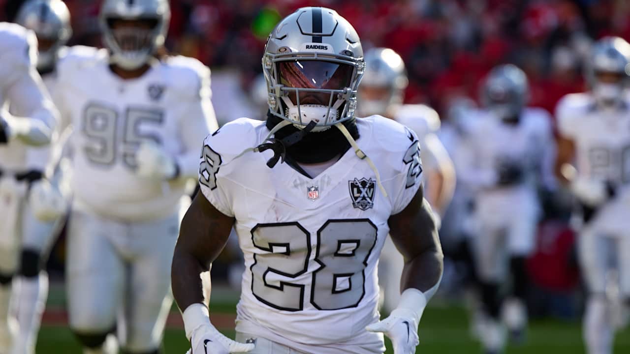 I was prepared for this moment': Sincere McCormick making an impact in the  Raiders' backfield