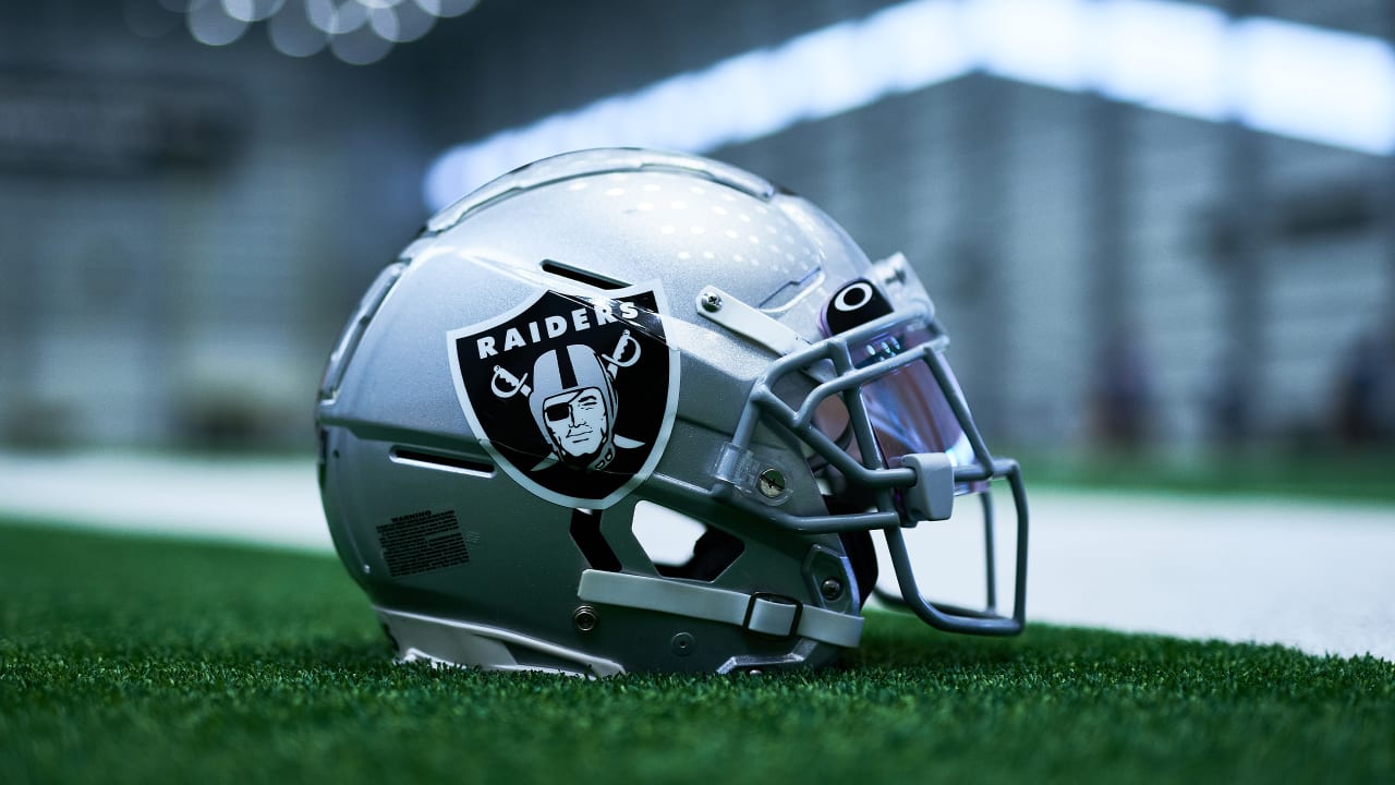 Are the Las Vegas Raiders now set at running back for 2024?