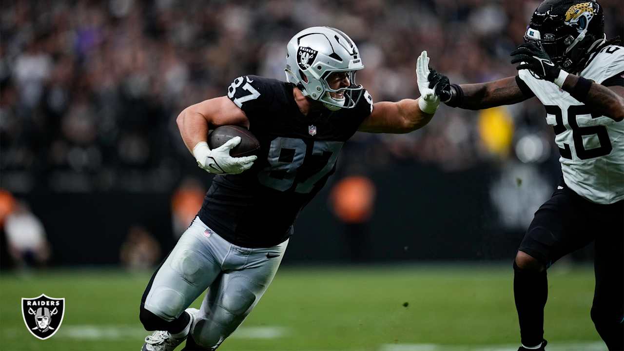 Image for Gameday Photos: Week 9 vs. Jaguars