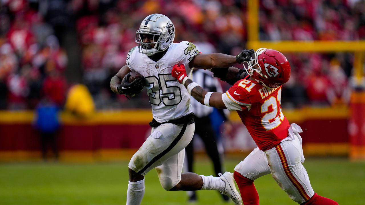 Raiders 2023 Week 16 Highlights vs. Chiefs Watch the best plays of