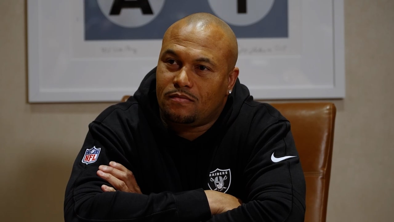 Antonio Pierce talks conducting interviews with prospects at the NFL