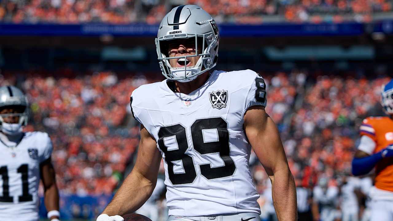 Brock Bowers voted by his peers to 2025 NFLPA Players' AllPro Team