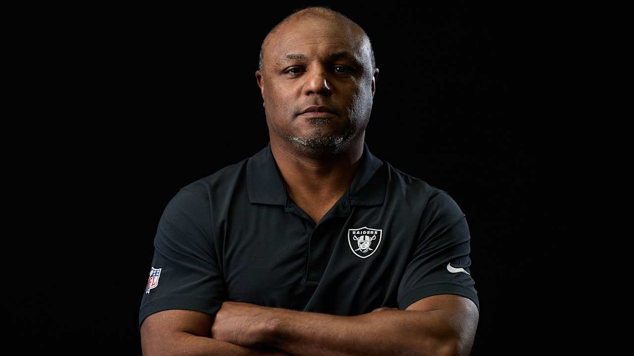 Q&A: Get to know Raiders pass game coordinator/defensive backs coach Joe  Woods