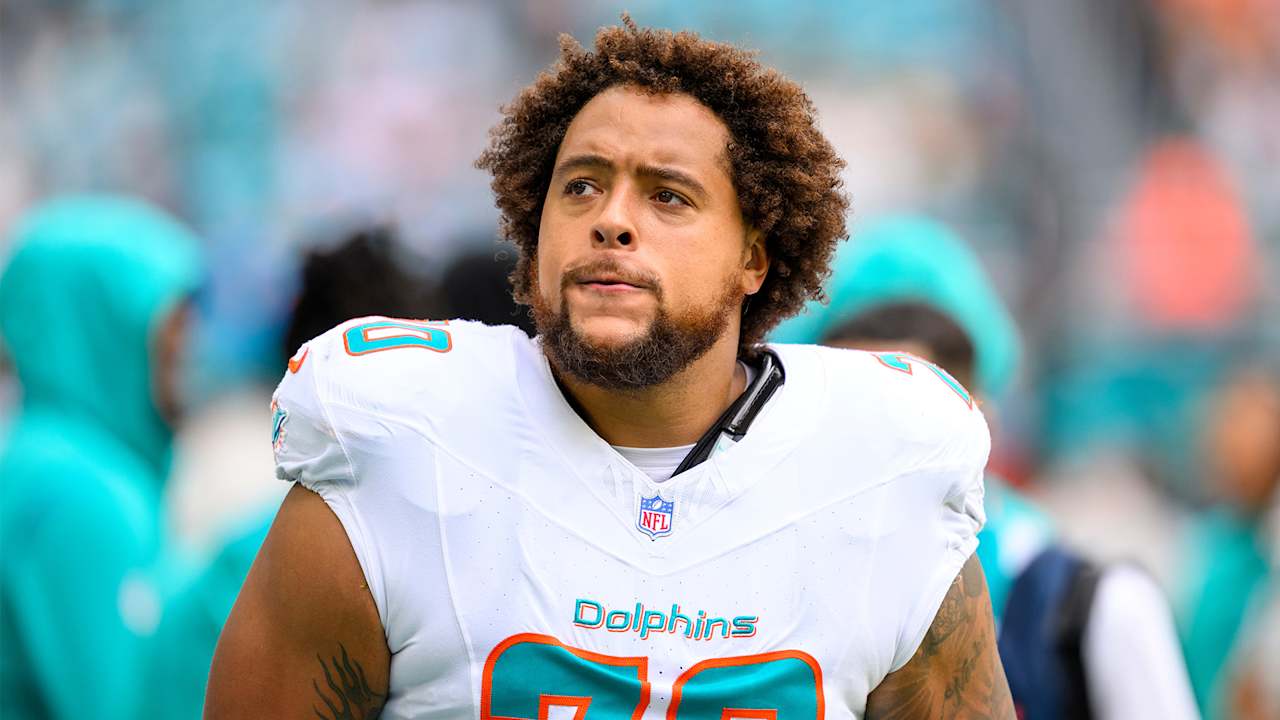 Reports: Ravens Signing Offensive Tackle Kendall Lamm