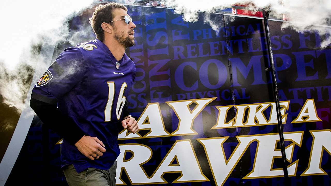 Olympian Michael Phelps Agrees to Teach Ravens Players How to Swim(01)