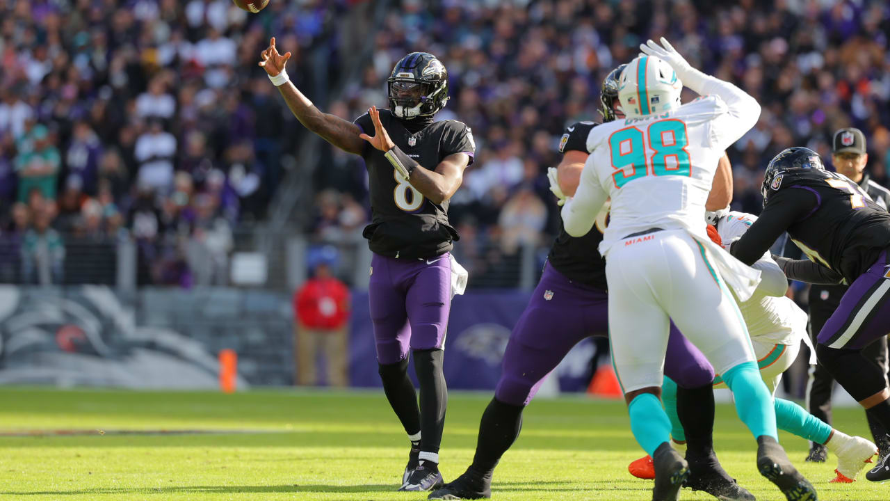 Game Action Gallery Ravens vs. Dolphins, Week 17