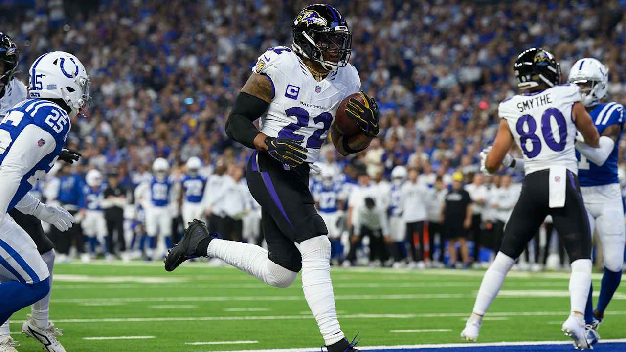 Derrick Henry's Best Plays in Historic Performance Against Colts ...