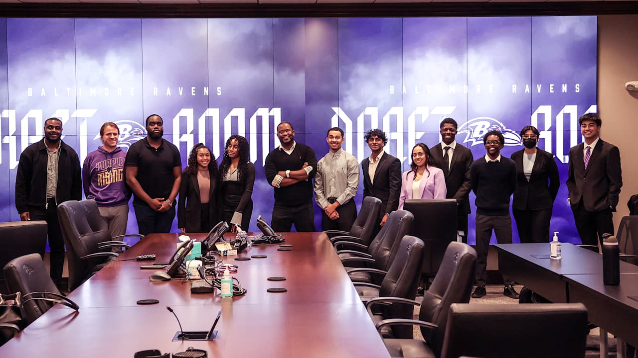 Ravens Collaborated With Strength in Numbers in Program for Local Underrepresented Students