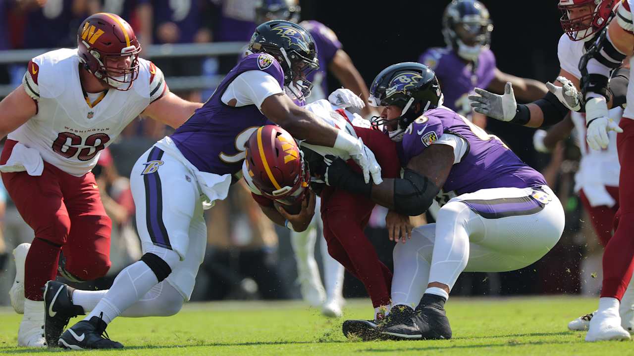 Travis Jones Wrestles Down Jayden Daniels for First Sack of Season ...