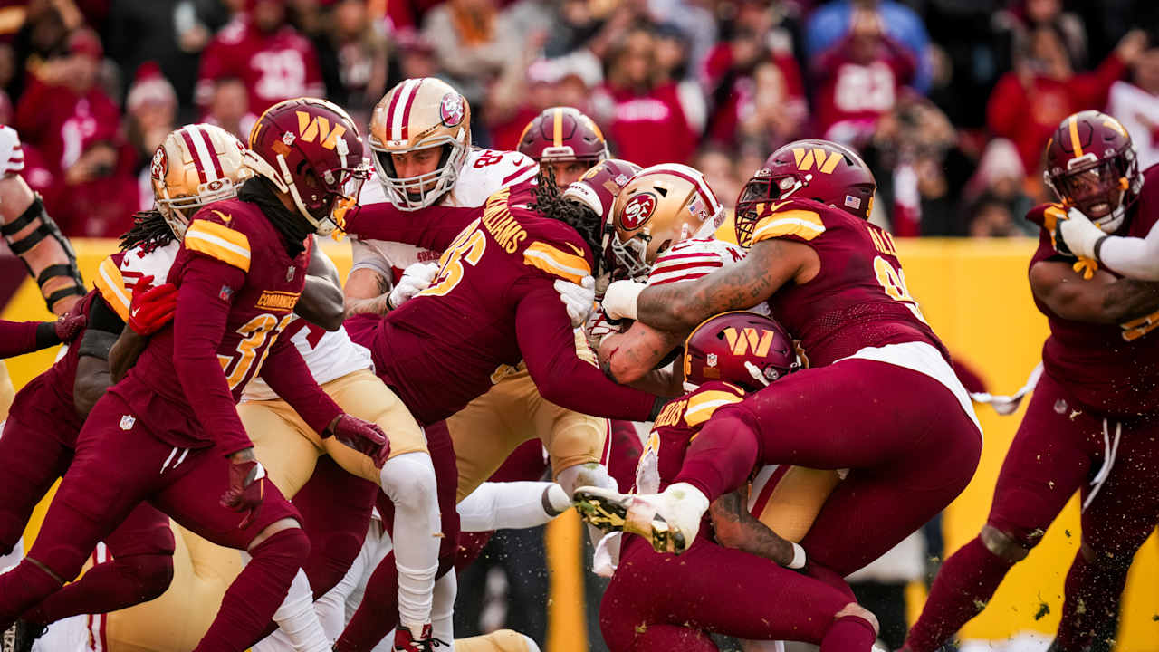 PHOTOS Commanders vs. 49ers, Week 17