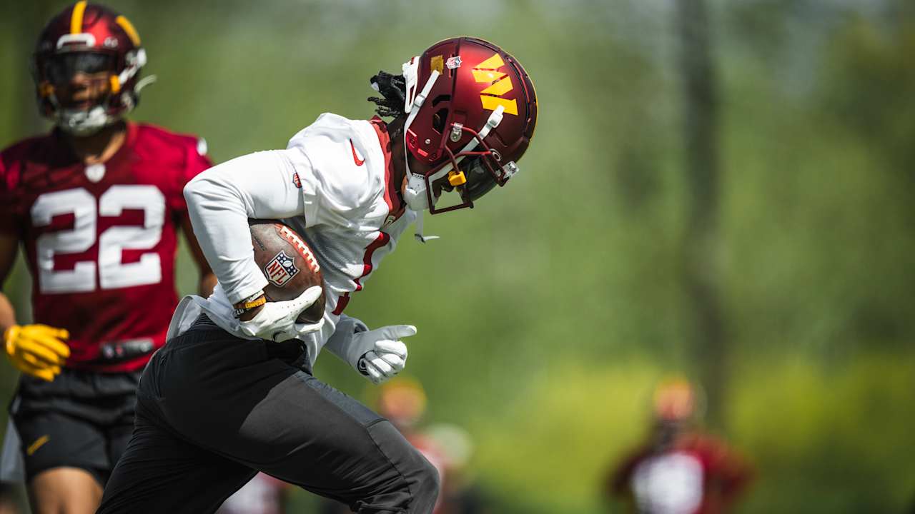 'He's real smooth': Jayden Daniels excited to work with Jahan Dotson - Vimarsana News