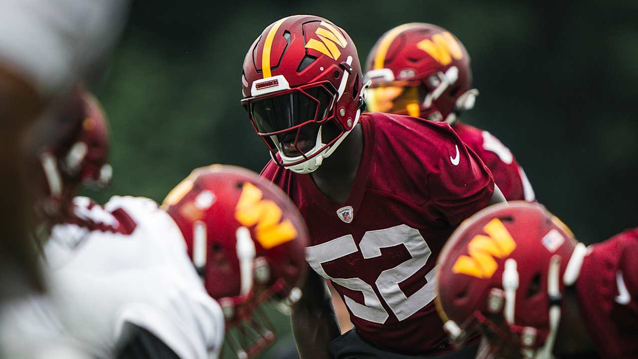 Jamin Davis having 'a lot of fun' working off the edge - Vimarsana News
