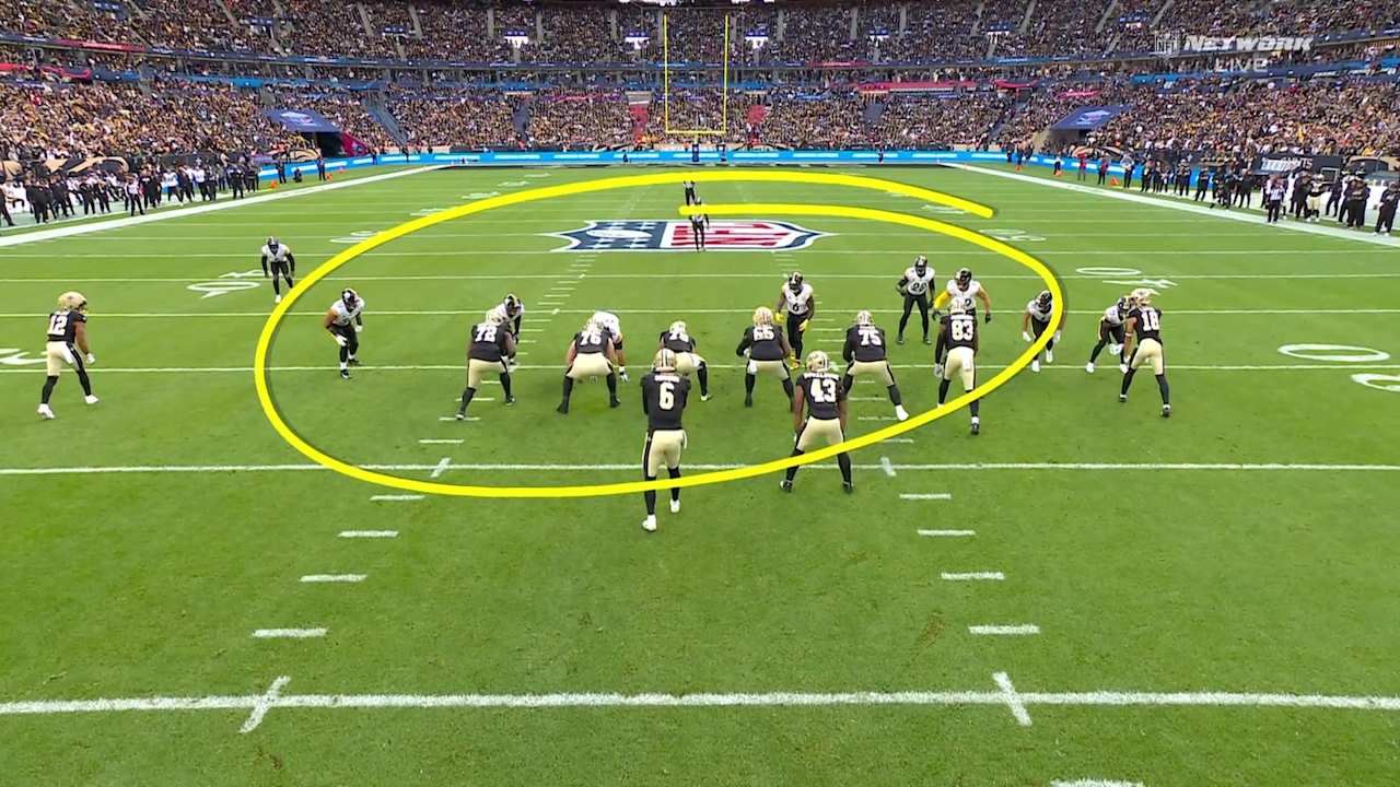 Shough's third-down strike finds Chris Olave for first-down yardage