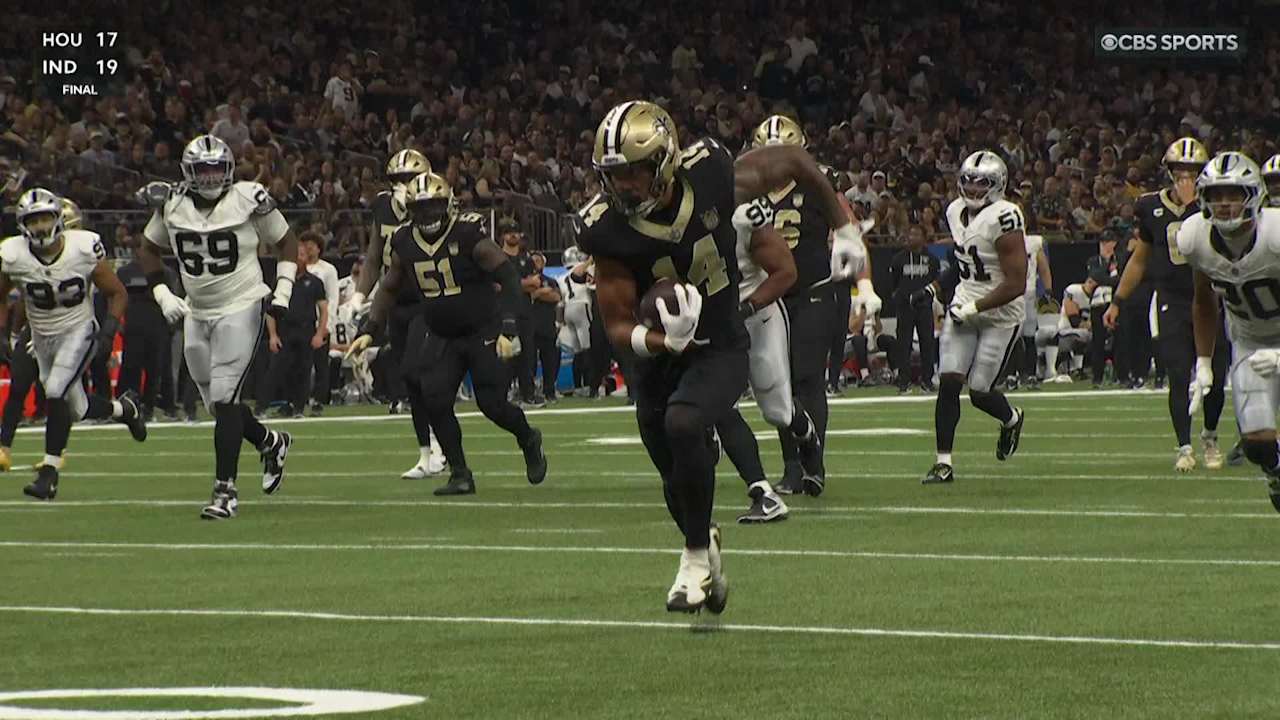 Devaughn Vele's 17-yard grab sets up Saints with first-and-goal