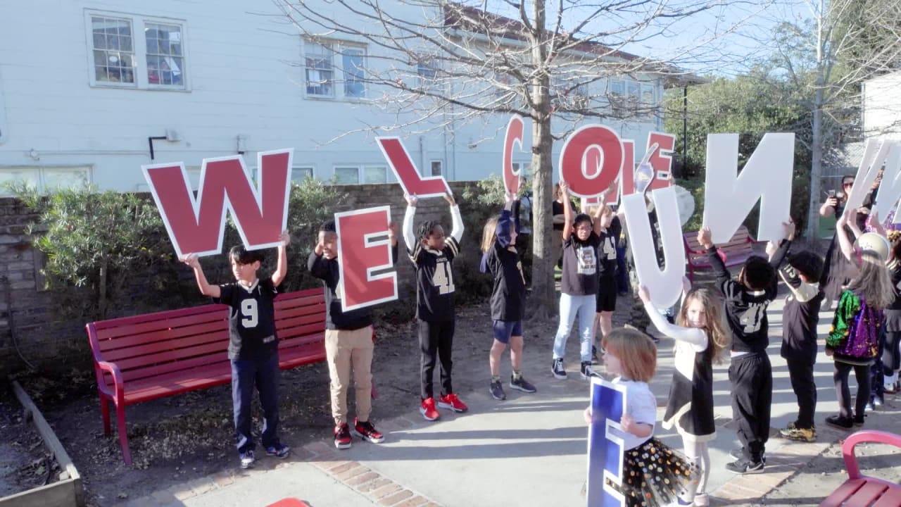 Recap Gayle Benson, Tanoh Kpassagnon visit Ecole Bilingue de la
