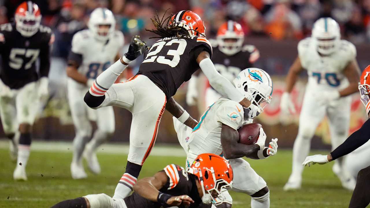 Cornerback Martin Emerson Jr., edge Anfernee Jennings hope to seize opportunity with New Orleans Saints