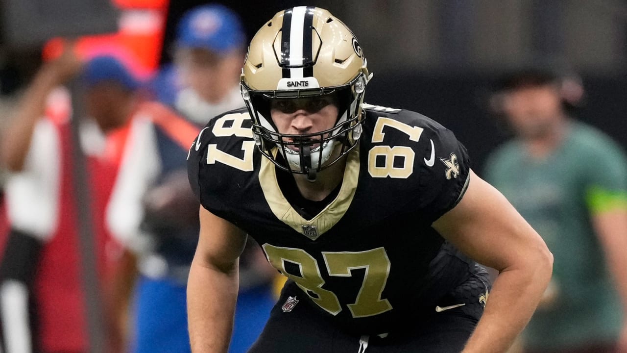 Tight end Foster Moreau selected for Saints 2023 Ed Block Courage Award