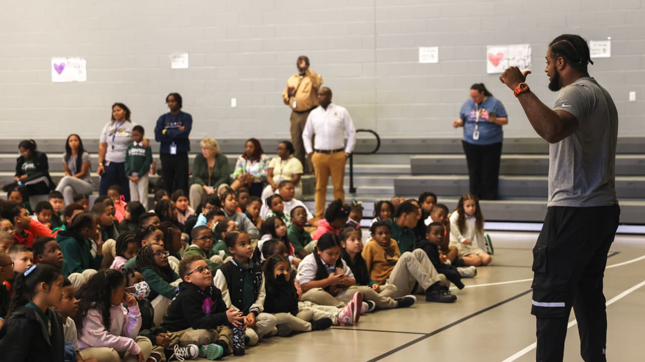 Photos: Cam Jordan visits Sherwood Forest Elementary School | Random ...