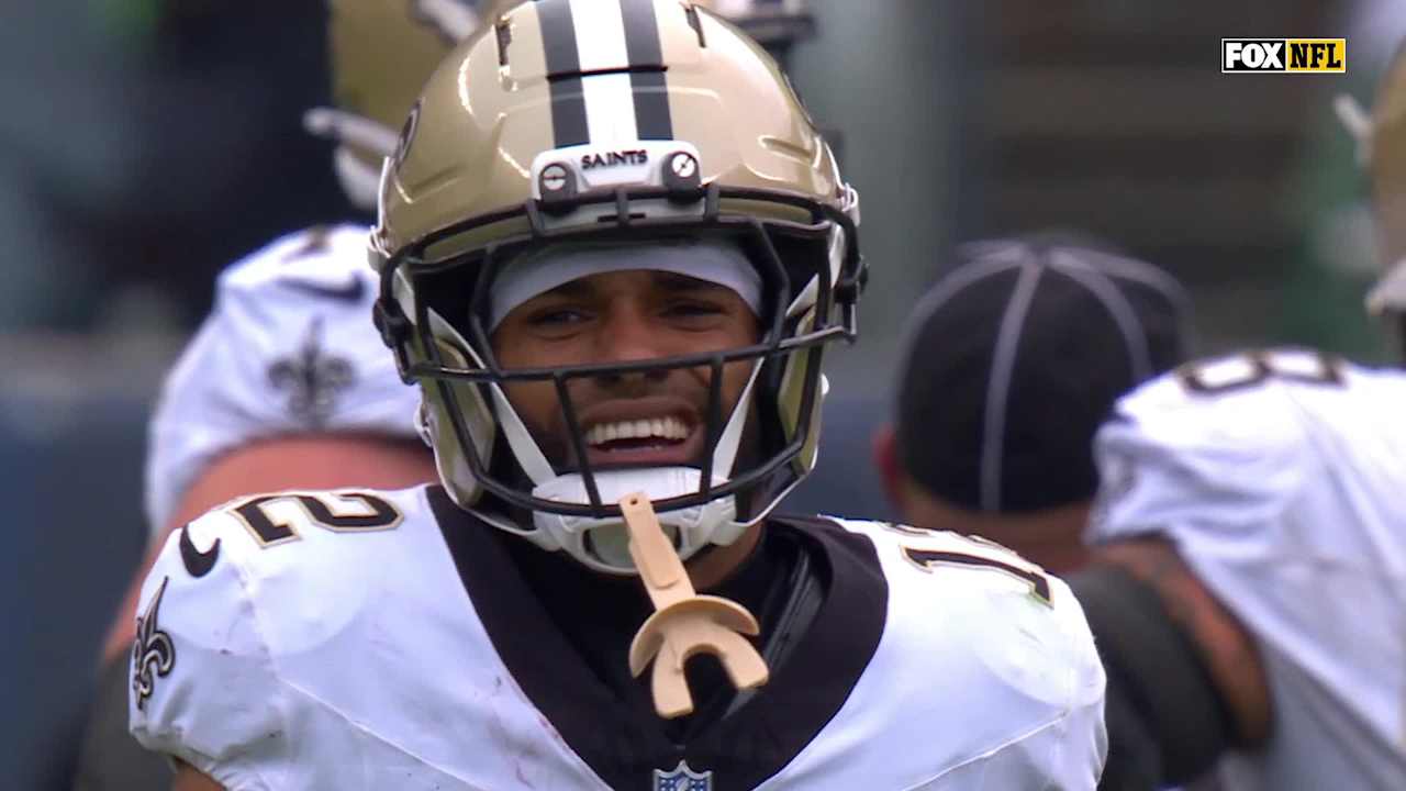 Rattler lofts DEEP 57-yard BOMB to Olave!