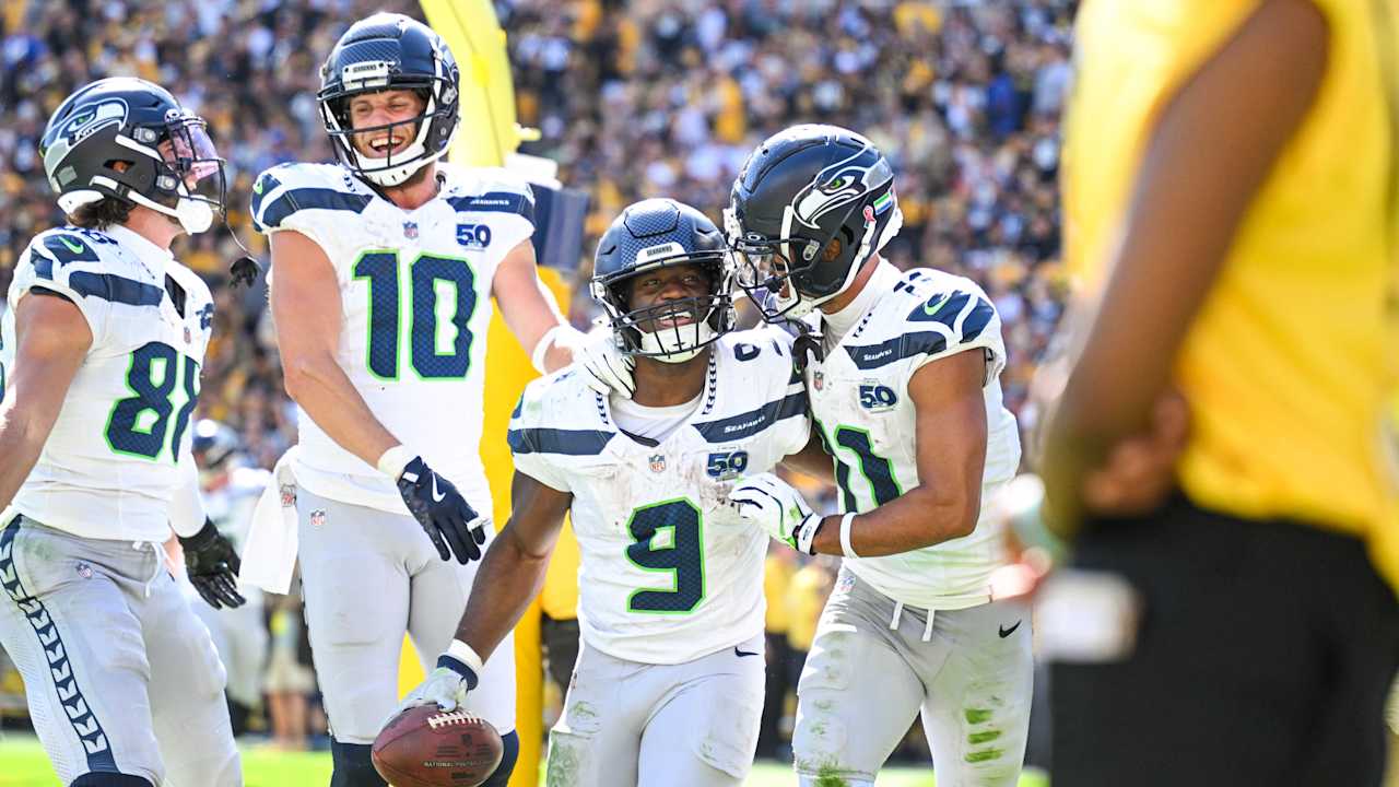 Kenneth Walker III Comes Up Big In Seahawks' Win In Pittsburgh