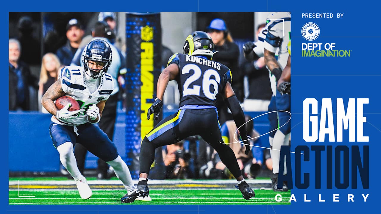 PHOTOS: Must-See Game Action Shots From The Seahawks' Week 11 Division ...