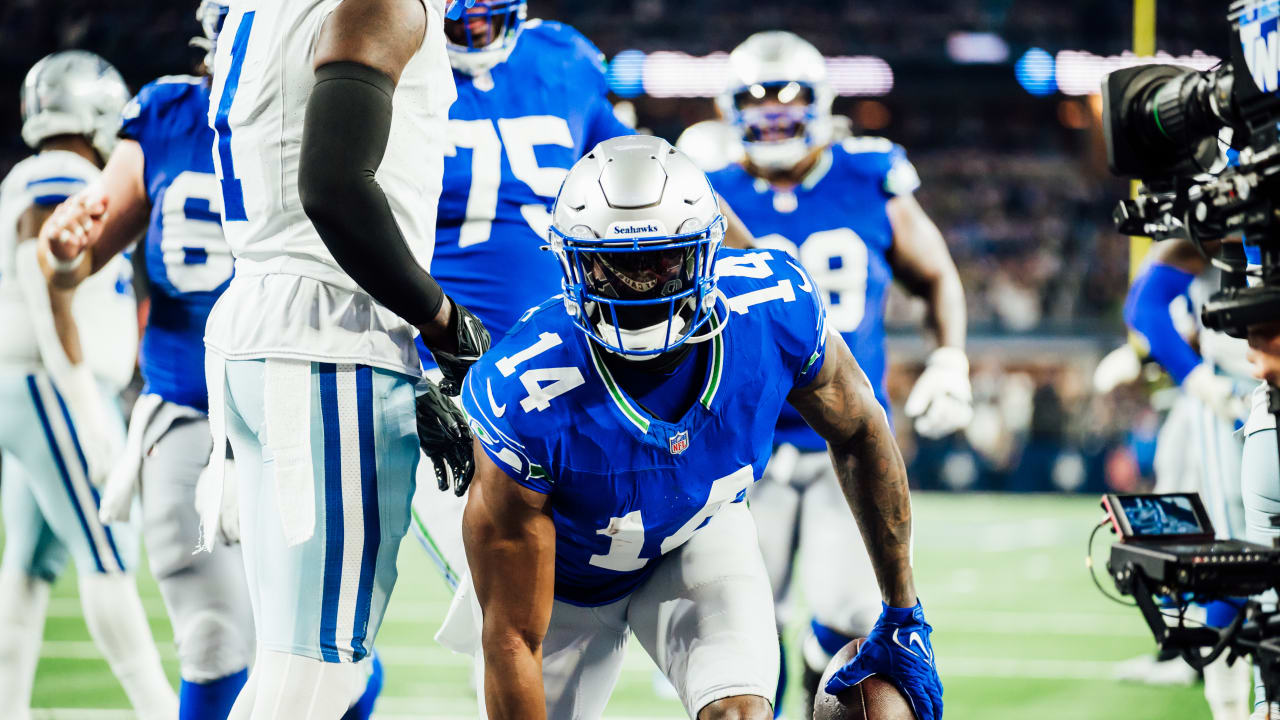 DK Metcalf's Explosive Performance Makes Him Fastest Ball Carrier in