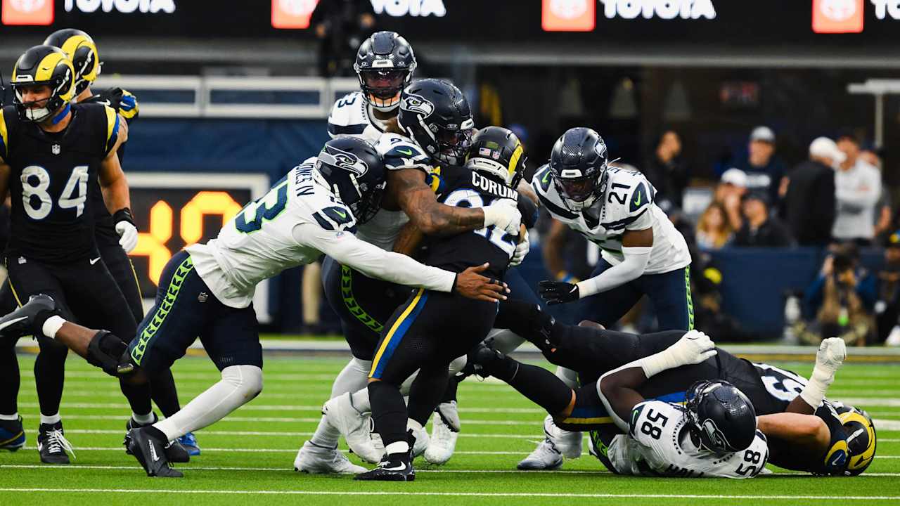 Seahawks Defense Kept Seattle In The Game Until The Very Last Second