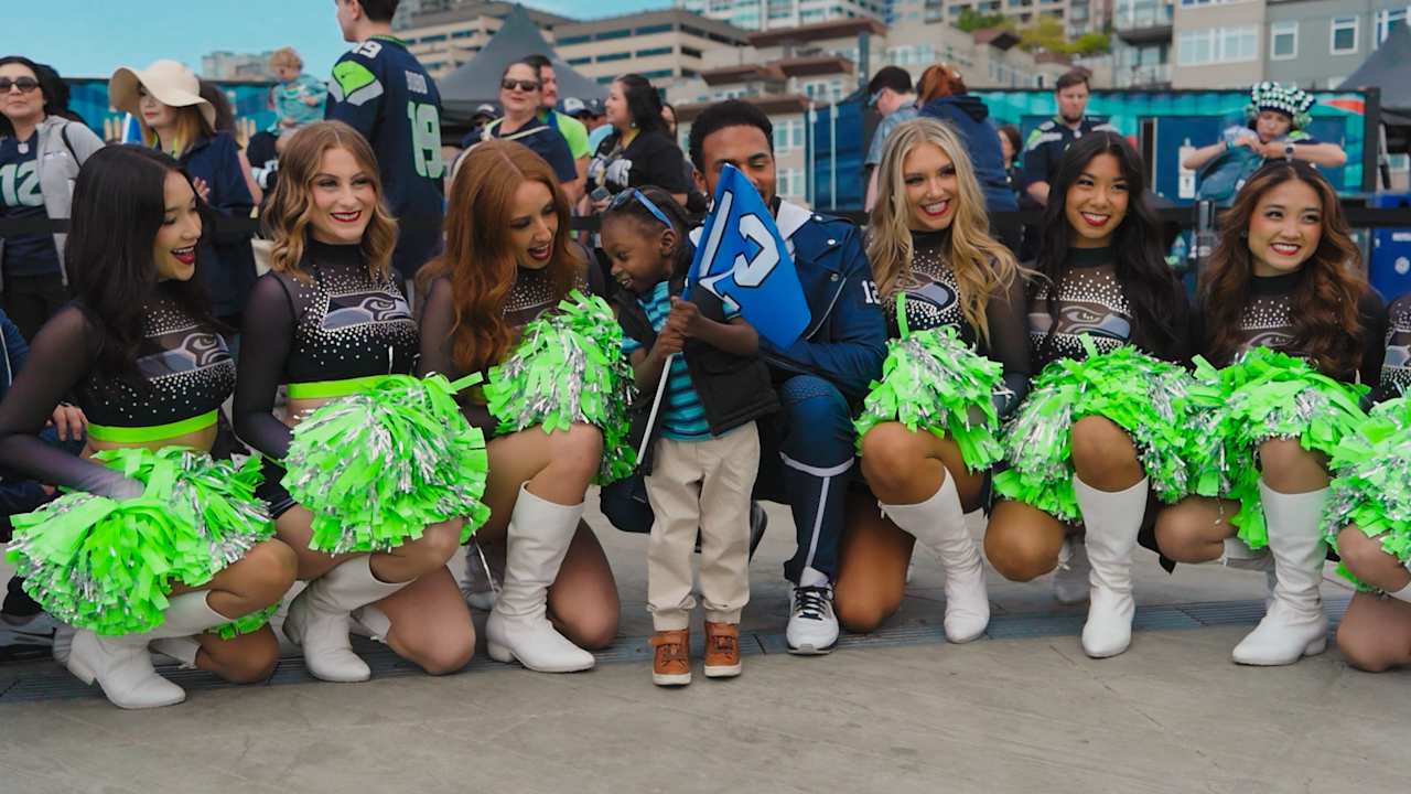 Seahawks Party at the Pier