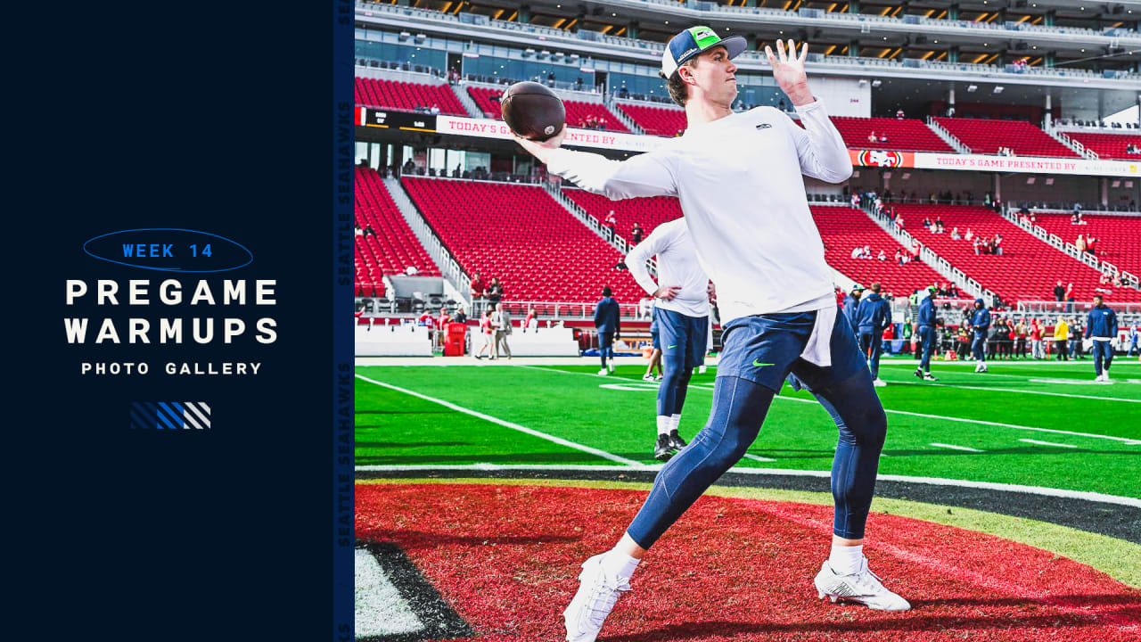 PHOTOS: Seahawks Players Get Loose In Advance Of Matchup At 49ers